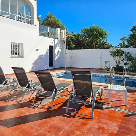 Three Bedroom With Private Pool In Torreblanca Villa