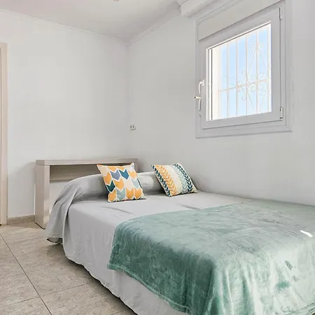 Villa Three Bedroom With Private Pool In Torreblanca *
