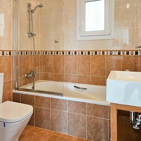 Three Bedroom With Private Pool In Torreblanca Villa *
