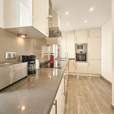 Villa Three Bedroom With Private Pool In Torreblanca *
