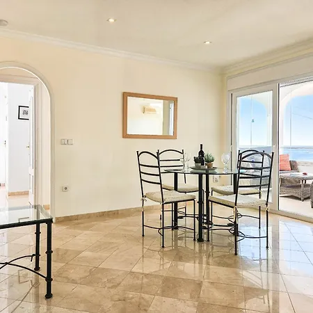 Three Bedroom With Private Pool In Torreblanca Fuengirola